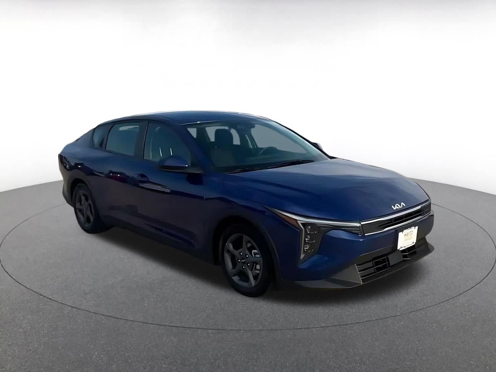 Thumbnail: 2026 Kia K4 - 3