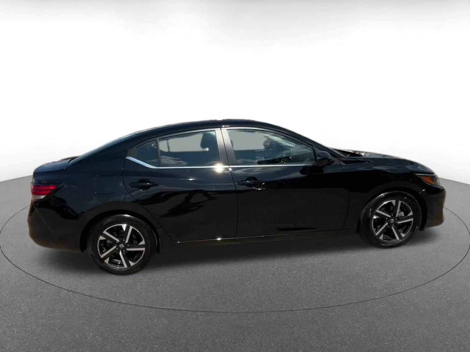 Thumbnail: 2025 Nissan Sentra - 15