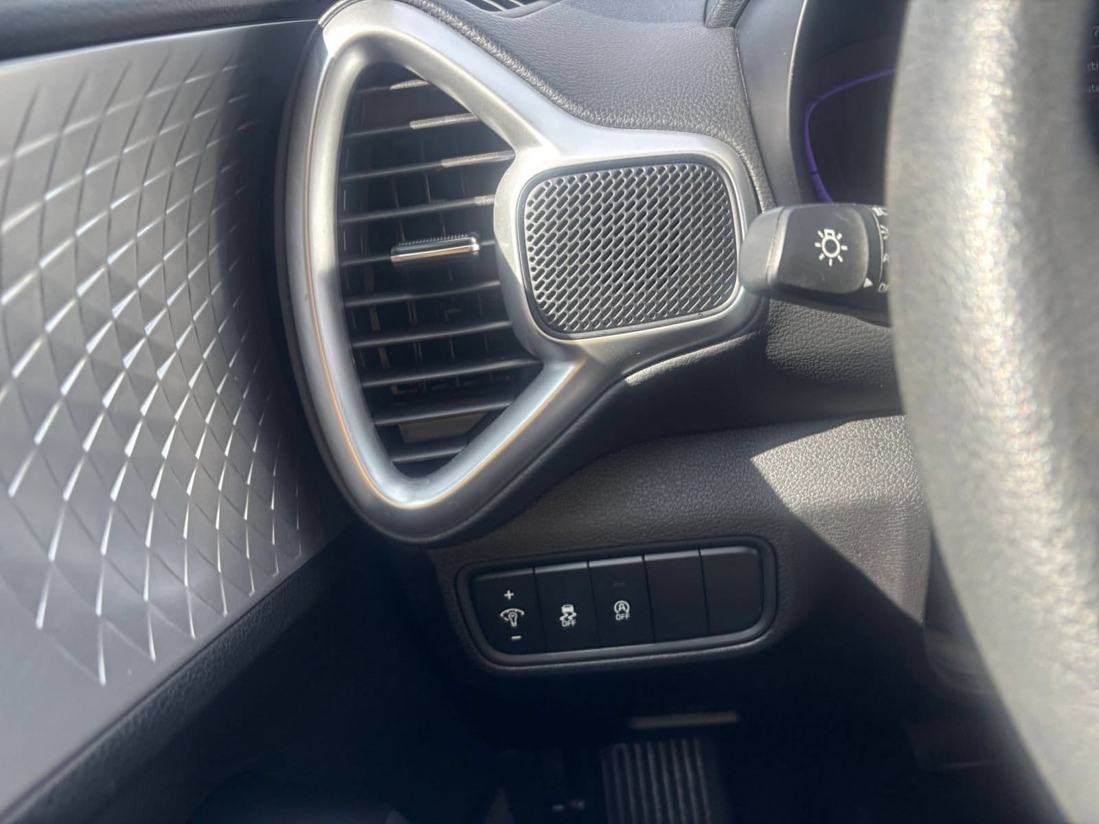 Thumbnail: 2025 Kia Soul - 31