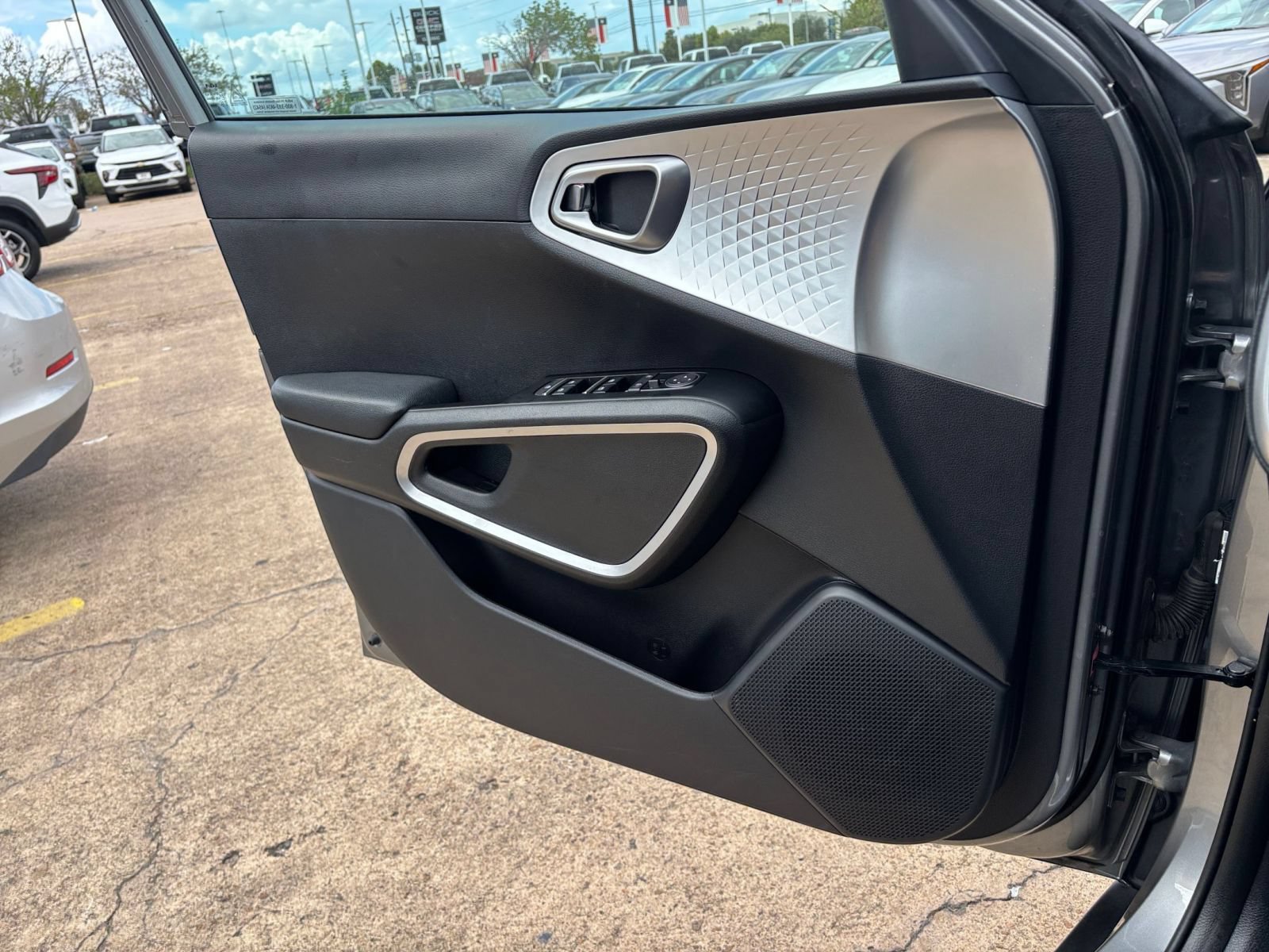 Thumbnail: 2025 Kia Soul - 18
