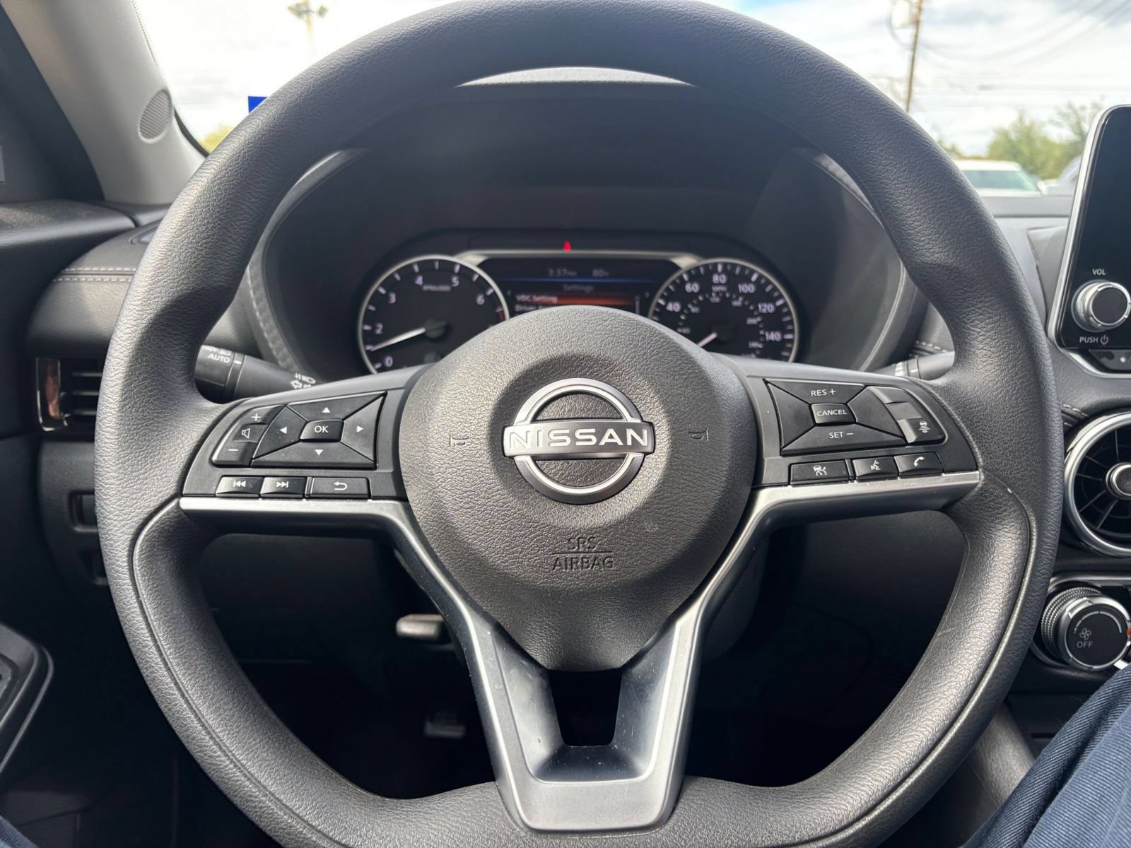 Thumbnail: 2025 Nissan Sentra - 25