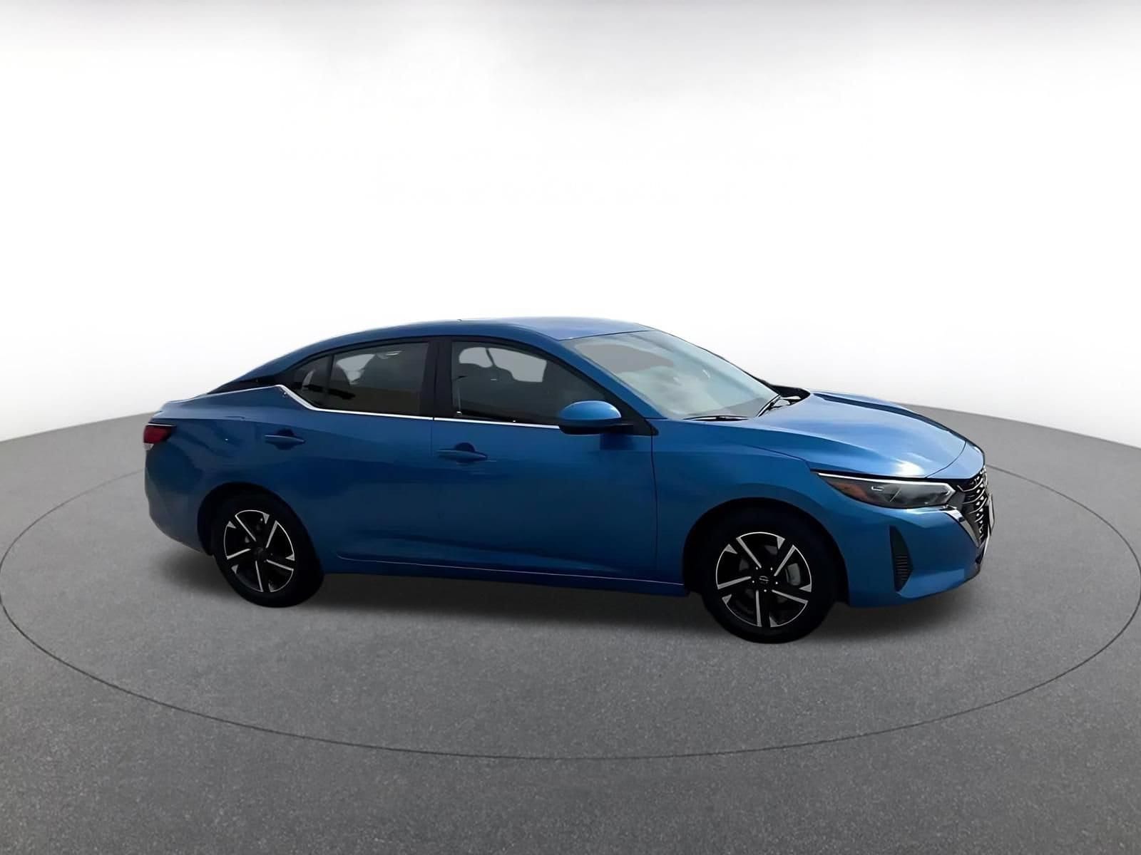 Thumbnail: 2025 Nissan Sentra - 2