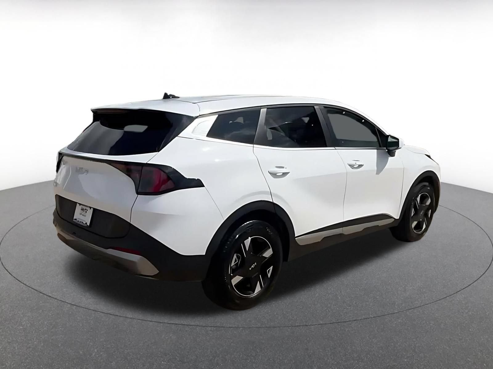 Thumbnail: 2026 Kia Sportage - 14