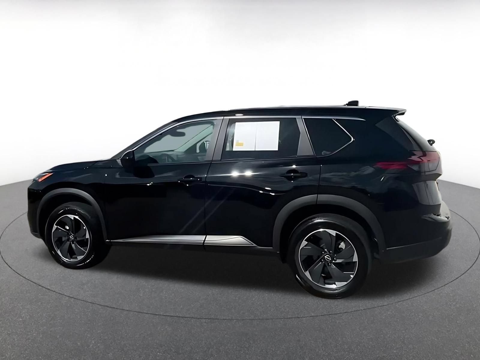 Thumbnail: 2025 Nissan Rogue - 10