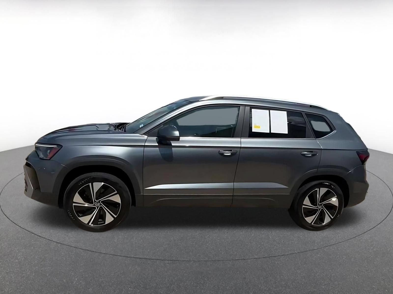Thumbnail: 2026 Volkswagen Taos - 8
