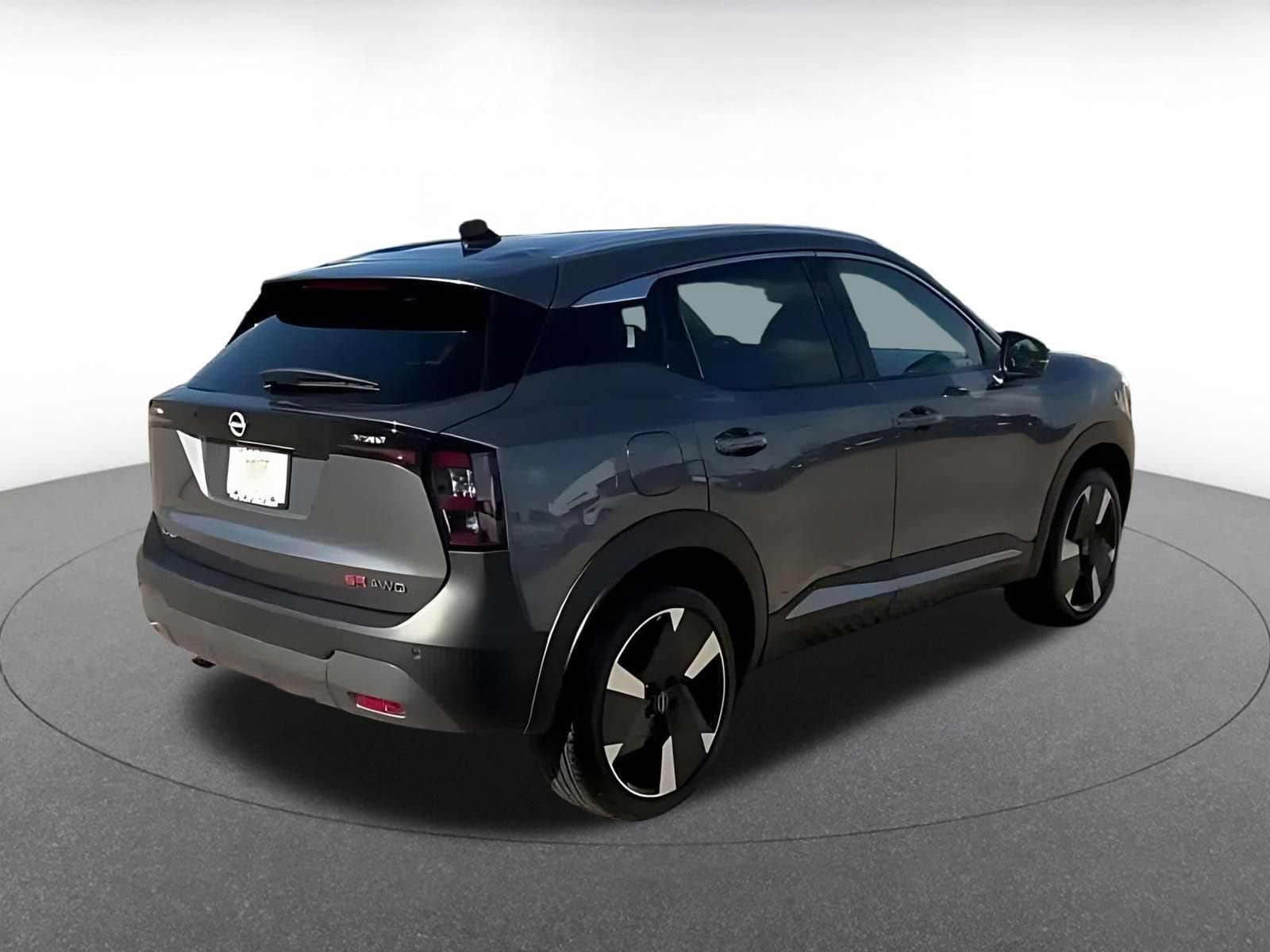 Thumbnail: 2026 Nissan Kicks - 13