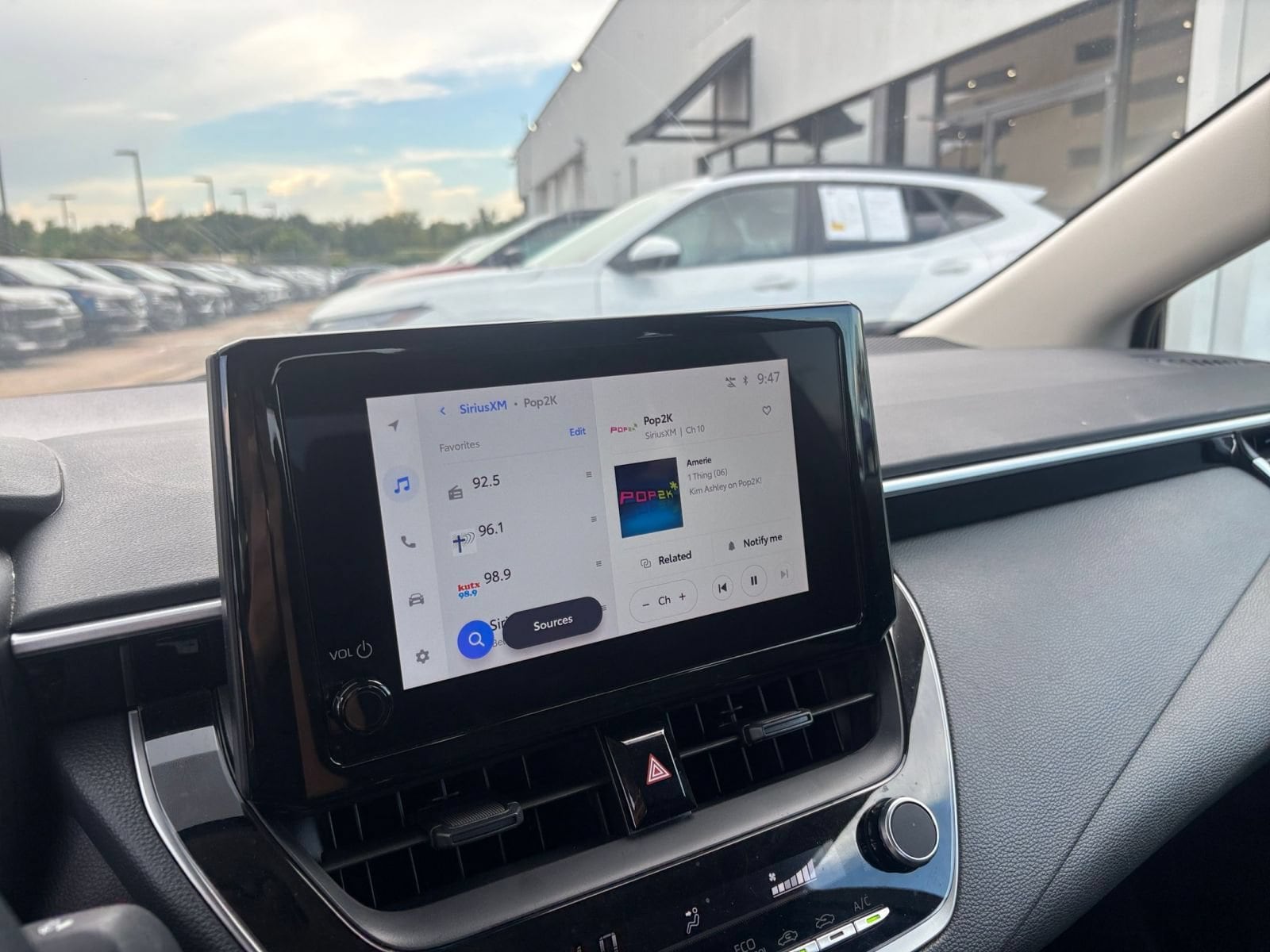 Thumbnail: 2025 Toyota Corolla - 19