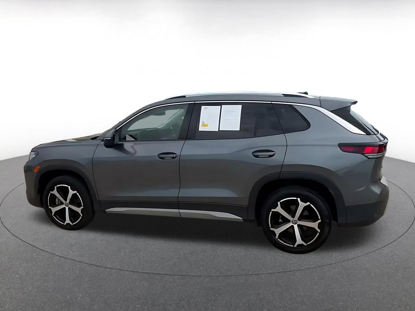 Thumbnail: 2026 Volkswagen Tiguan - 9