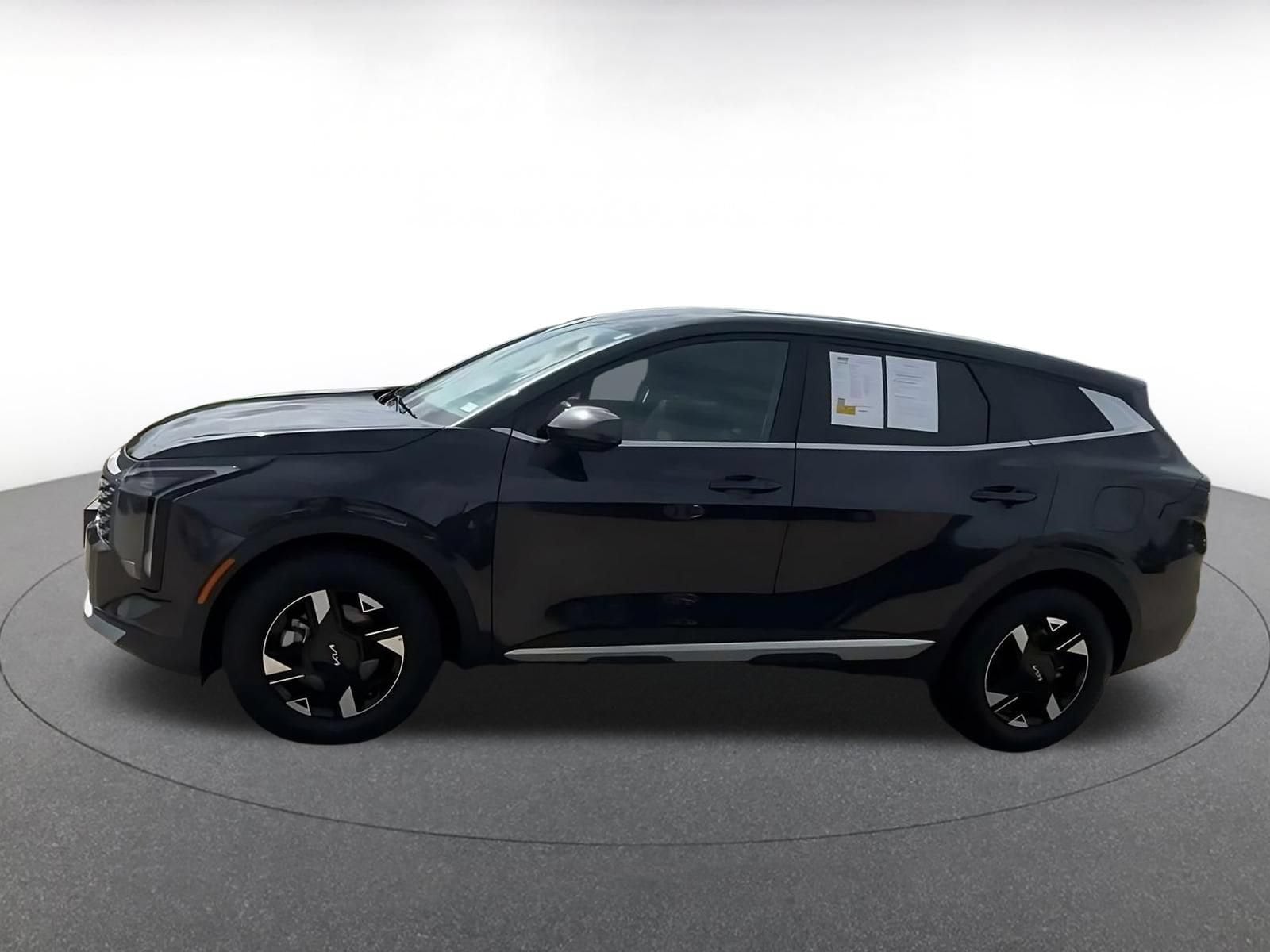 Thumbnail: 2026 Kia Sportage - 8