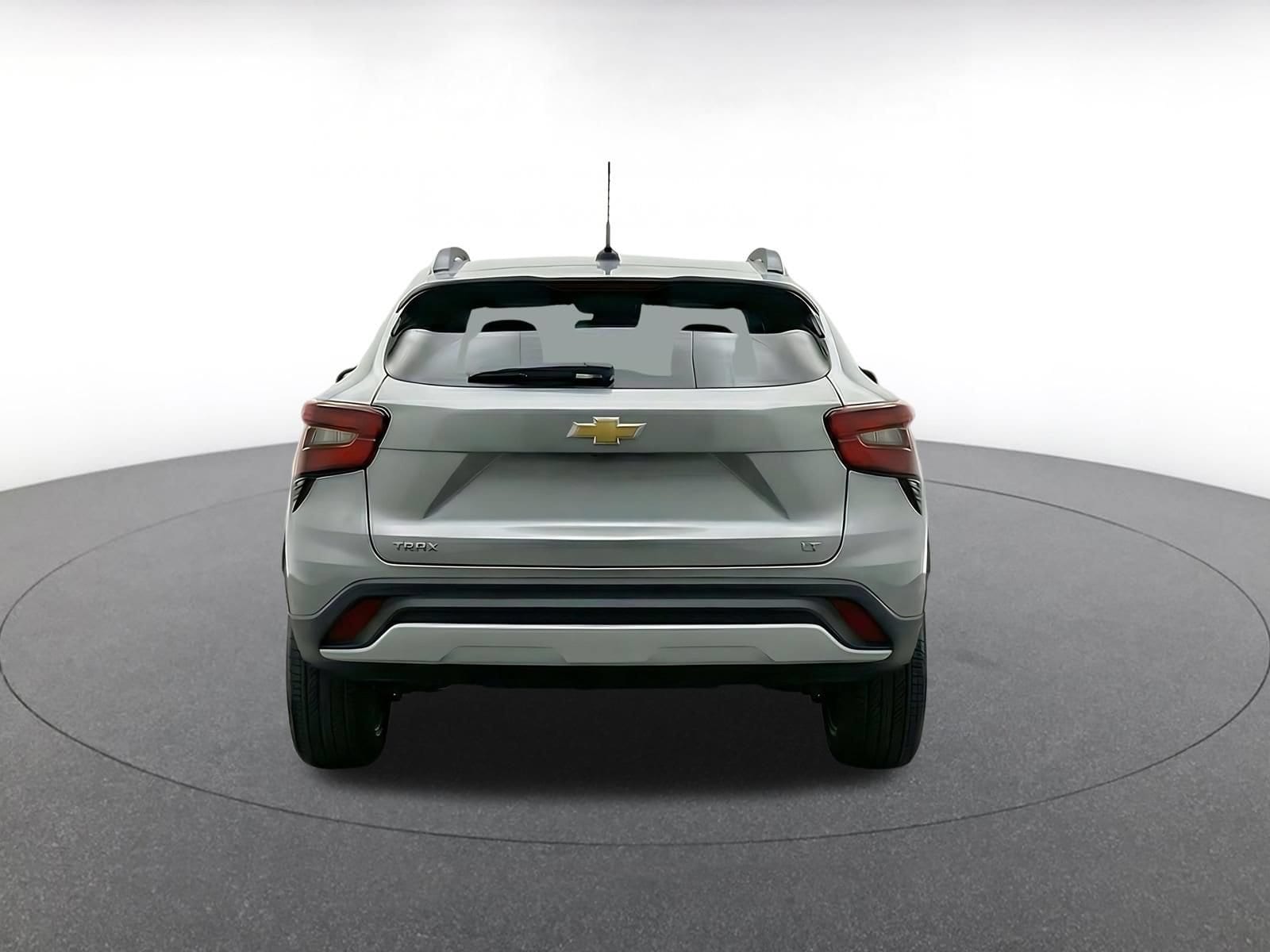 Thumbnail: 2025 Chevrolet Trax - 8