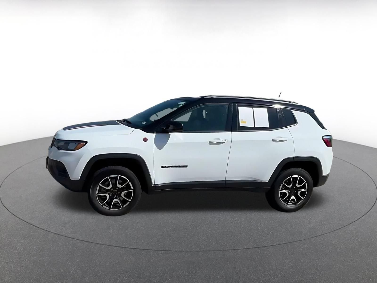 Thumbnail: 2025 Jeep Compass - 7