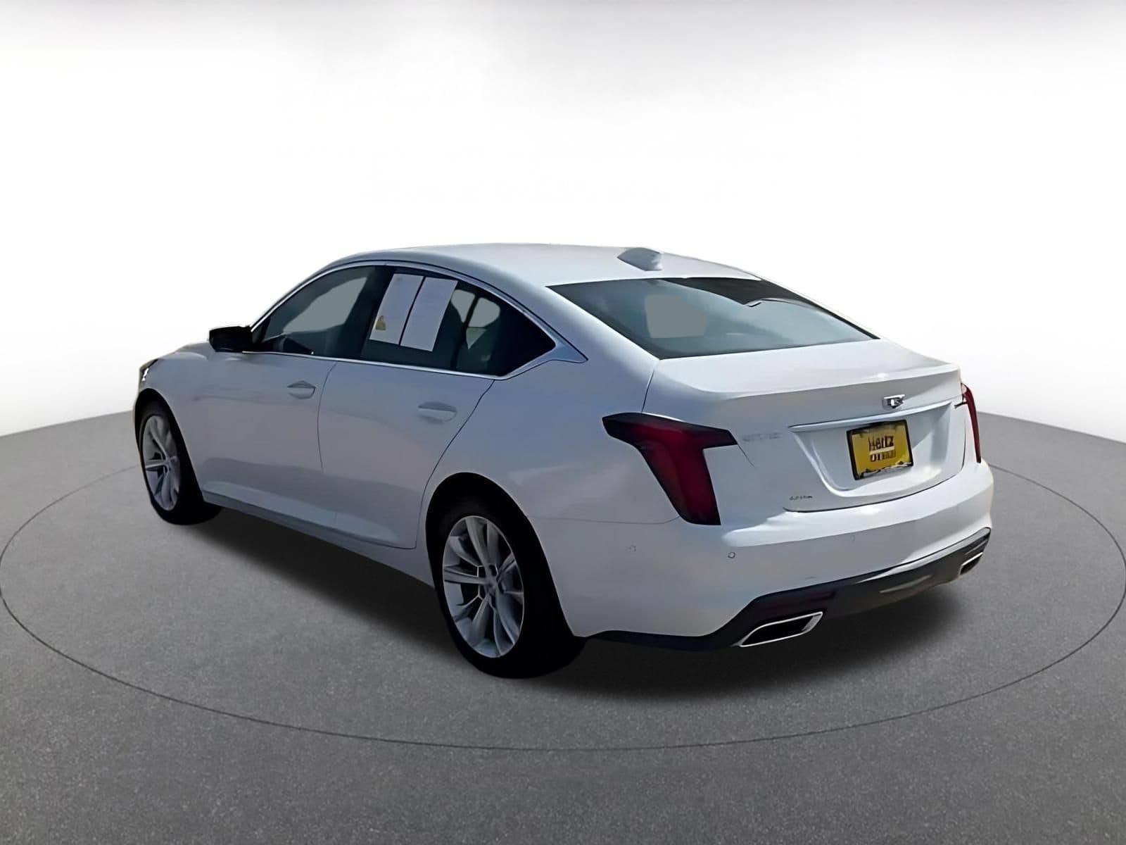 Thumbnail: 2026 Cadillac CT5 - 9