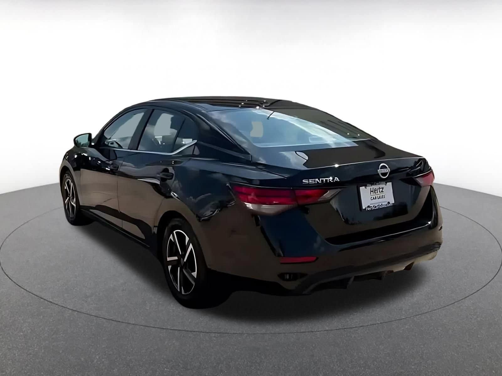 Thumbnail: 2025 Nissan Sentra - 10
