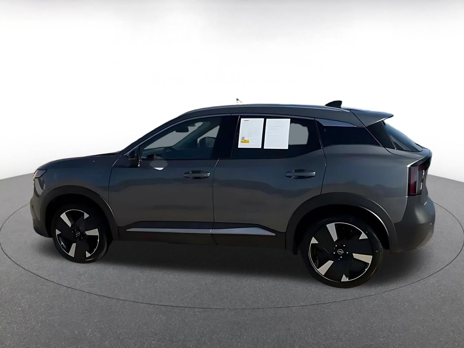 Thumbnail: 2026 Nissan Kicks - 9