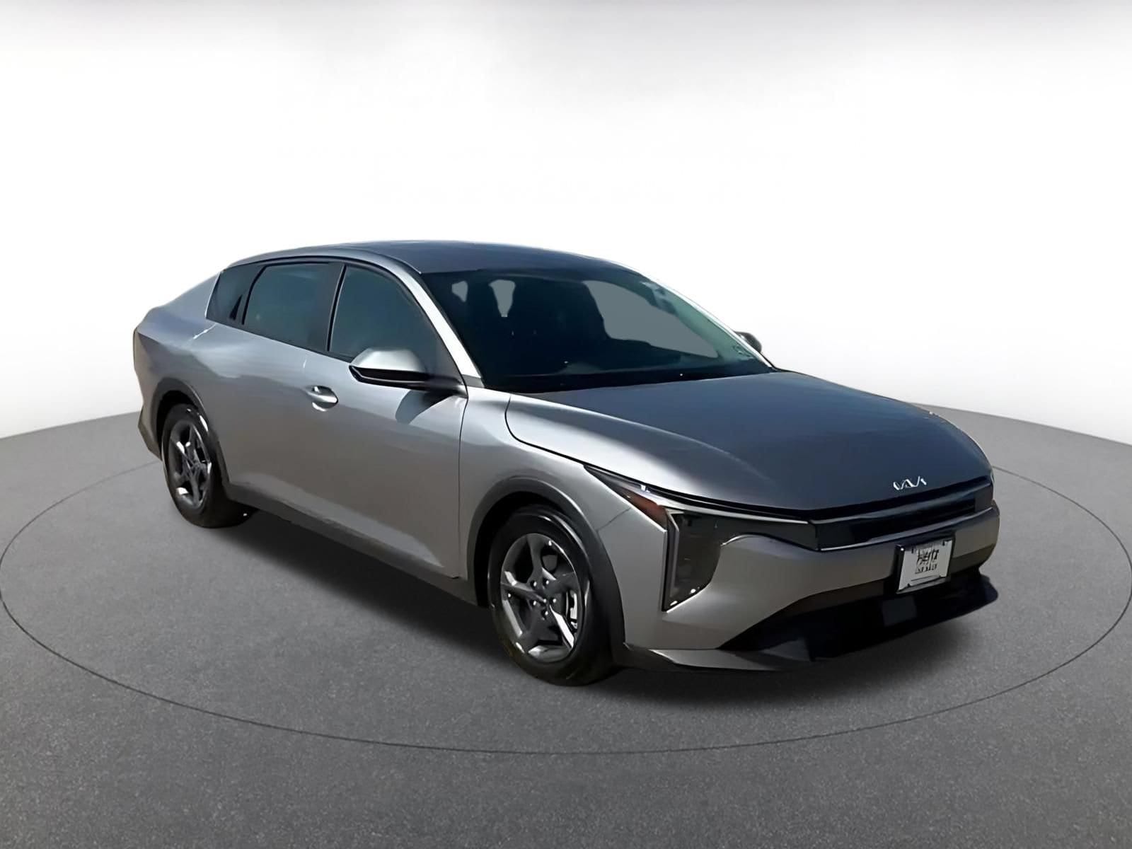 Thumbnail: 2026 Kia K4 - 3