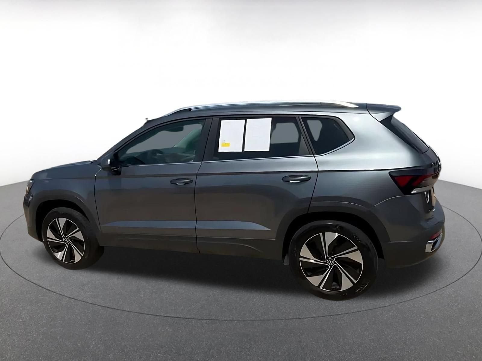 Thumbnail: 2026 Volkswagen Taos - 9