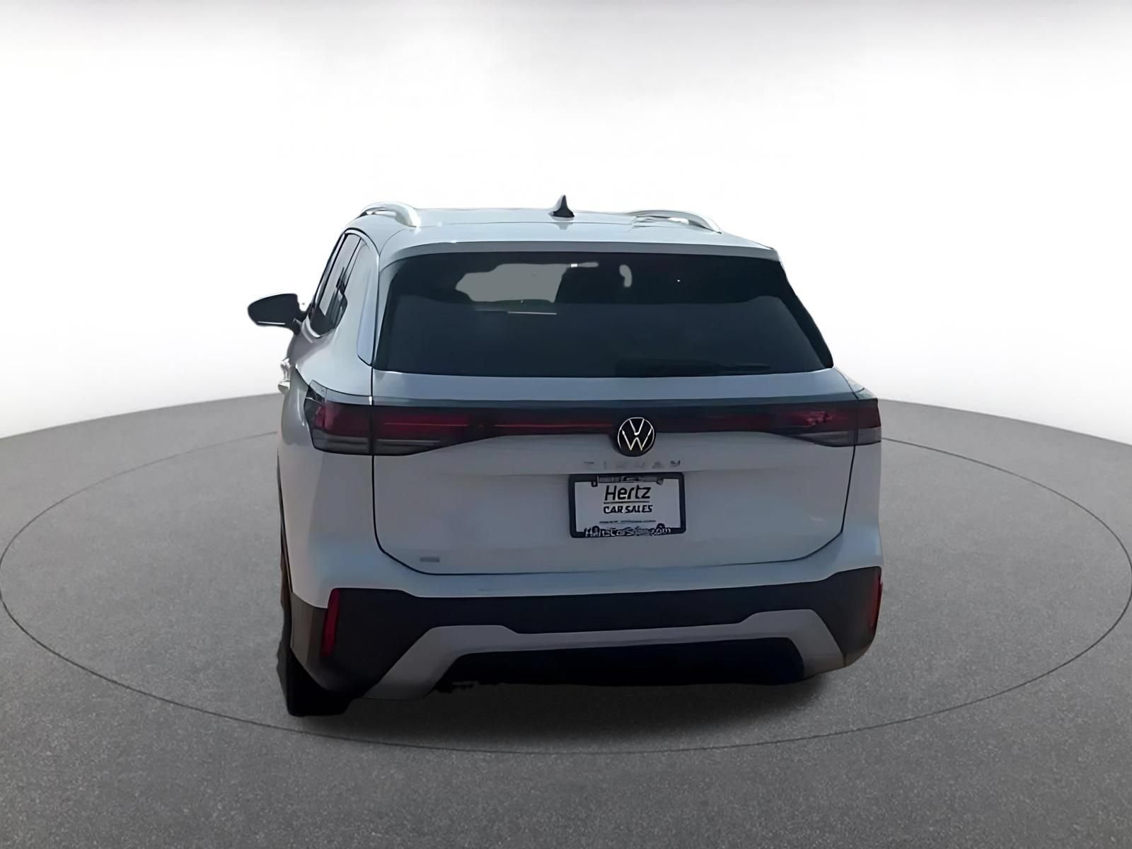 Thumbnail: 2026 Volkswagen Tiguan - 12