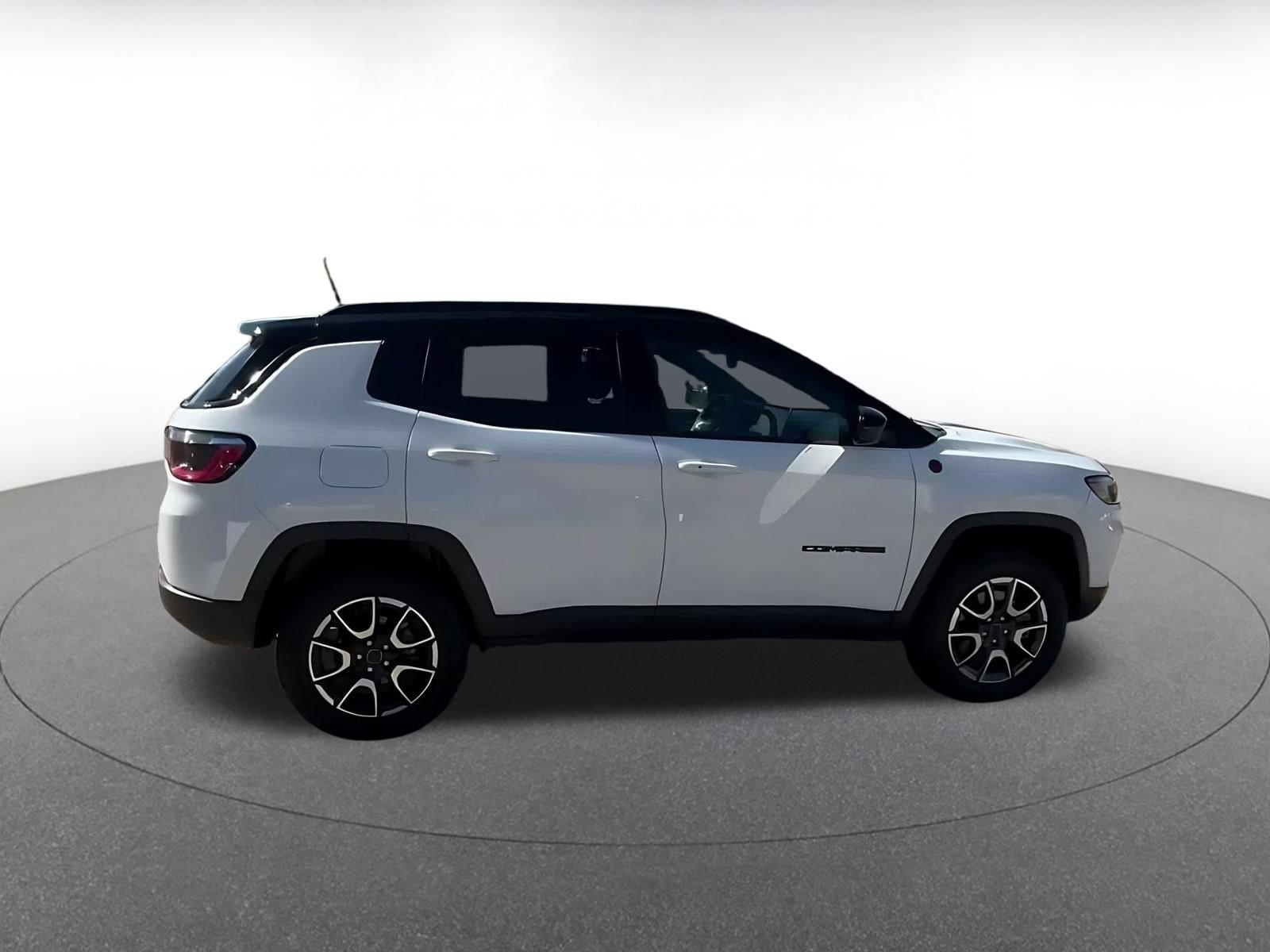 Thumbnail: 2025 Jeep Compass - 13