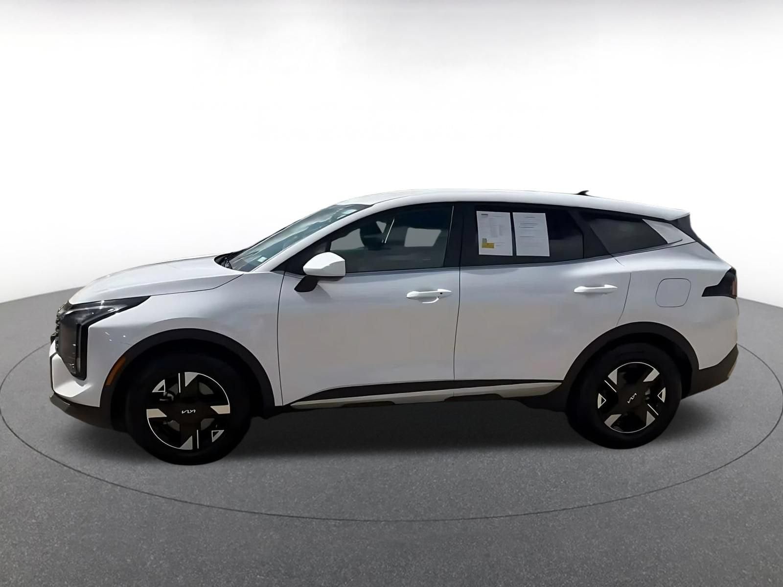 Thumbnail: 2026 Kia Sportage - 8