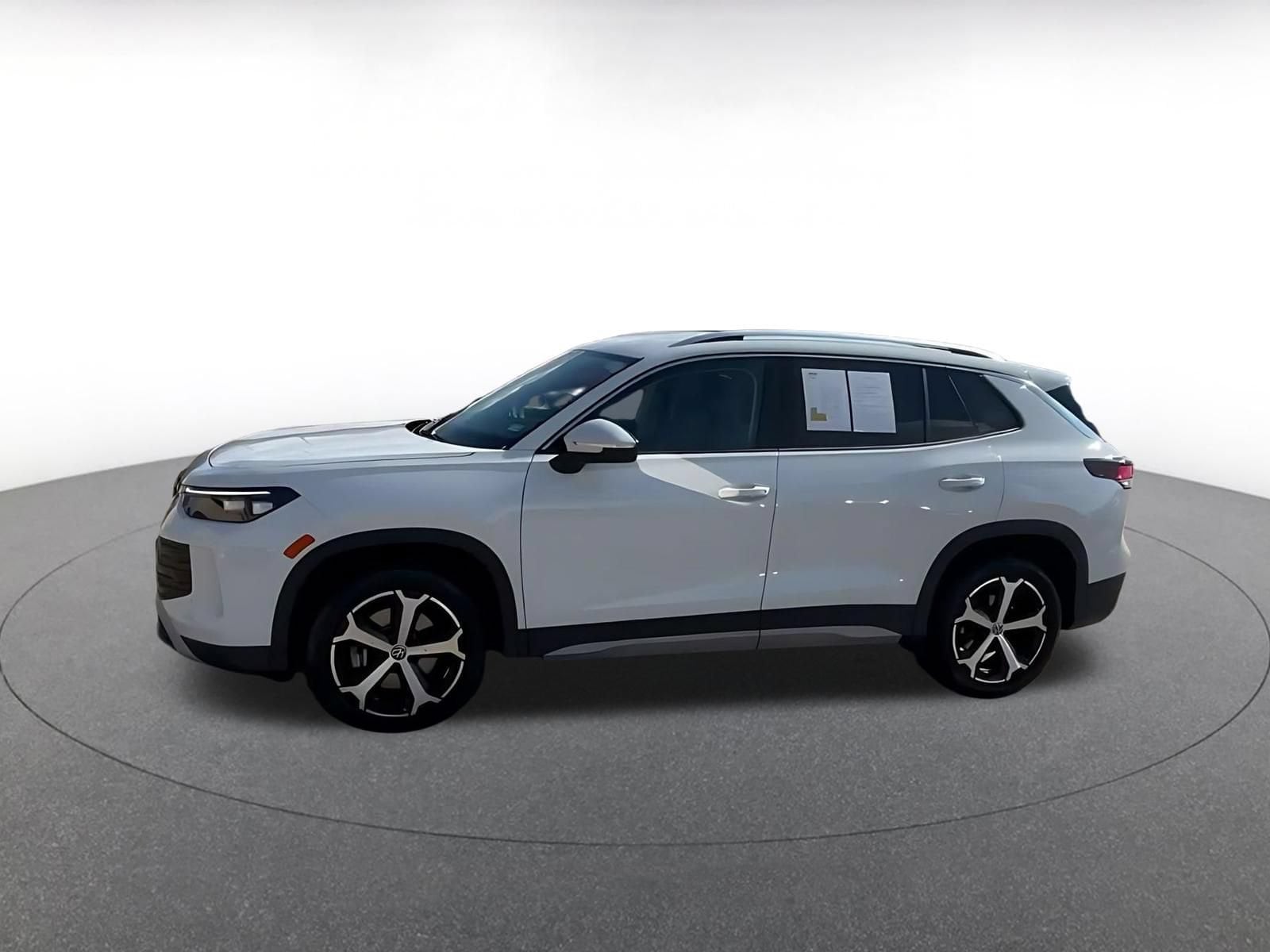 Thumbnail: 2026 Volkswagen Tiguan - 8
