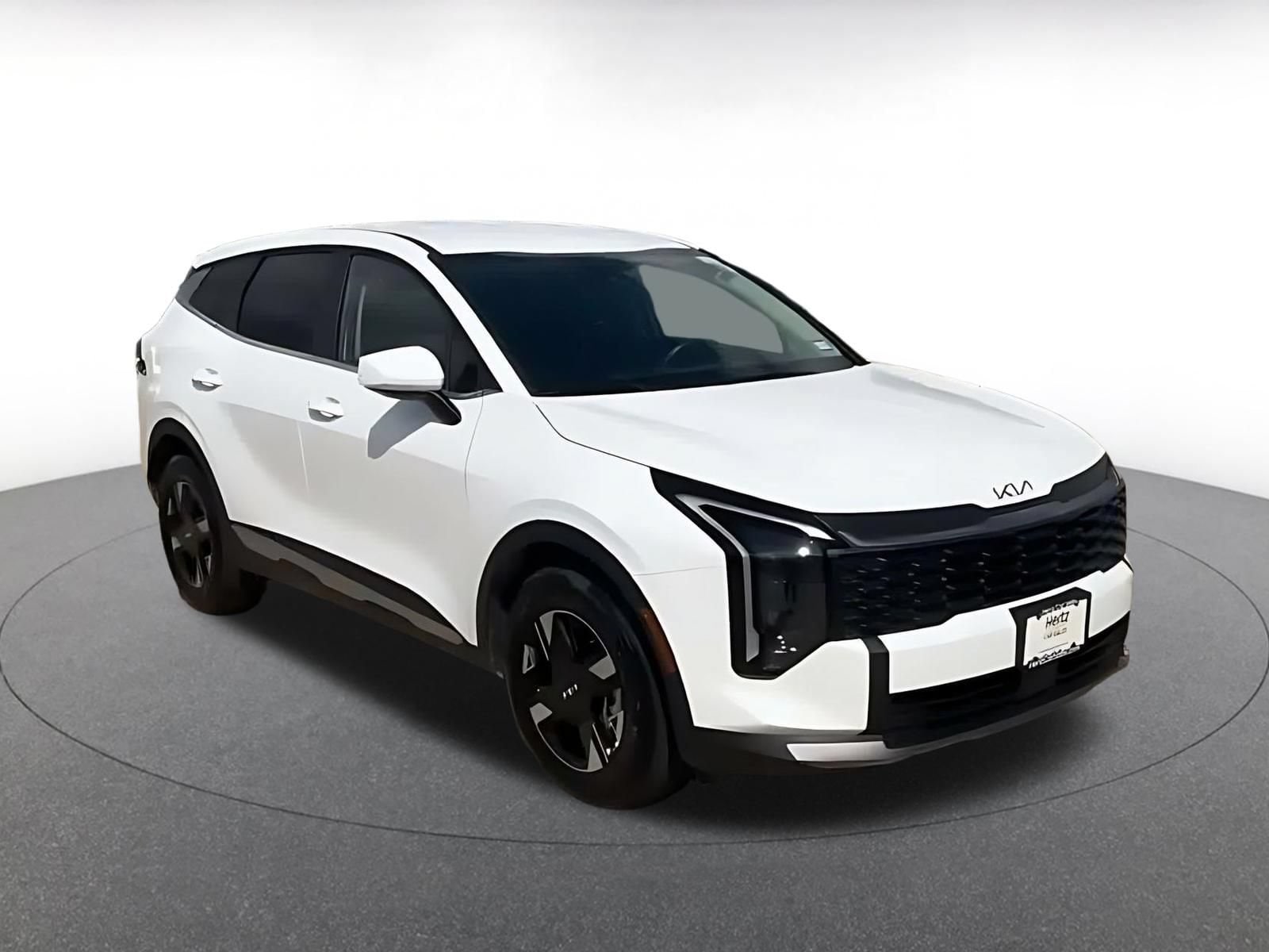 Thumbnail: 2026 Kia Sportage - 3