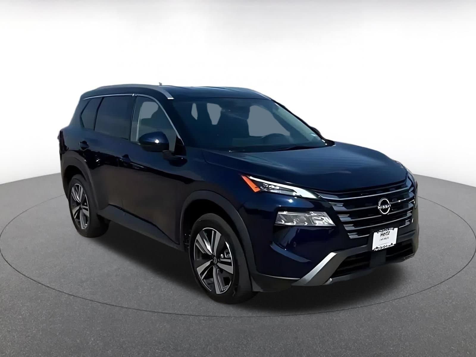 Thumbnail: 2026 Nissan Rogue - 3