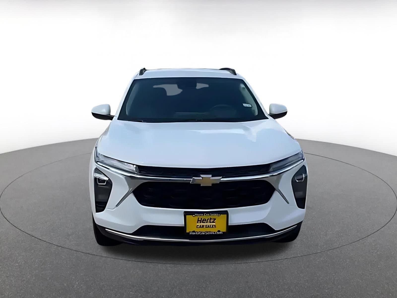 Thumbnail: 2025 Chevrolet Trax - 6