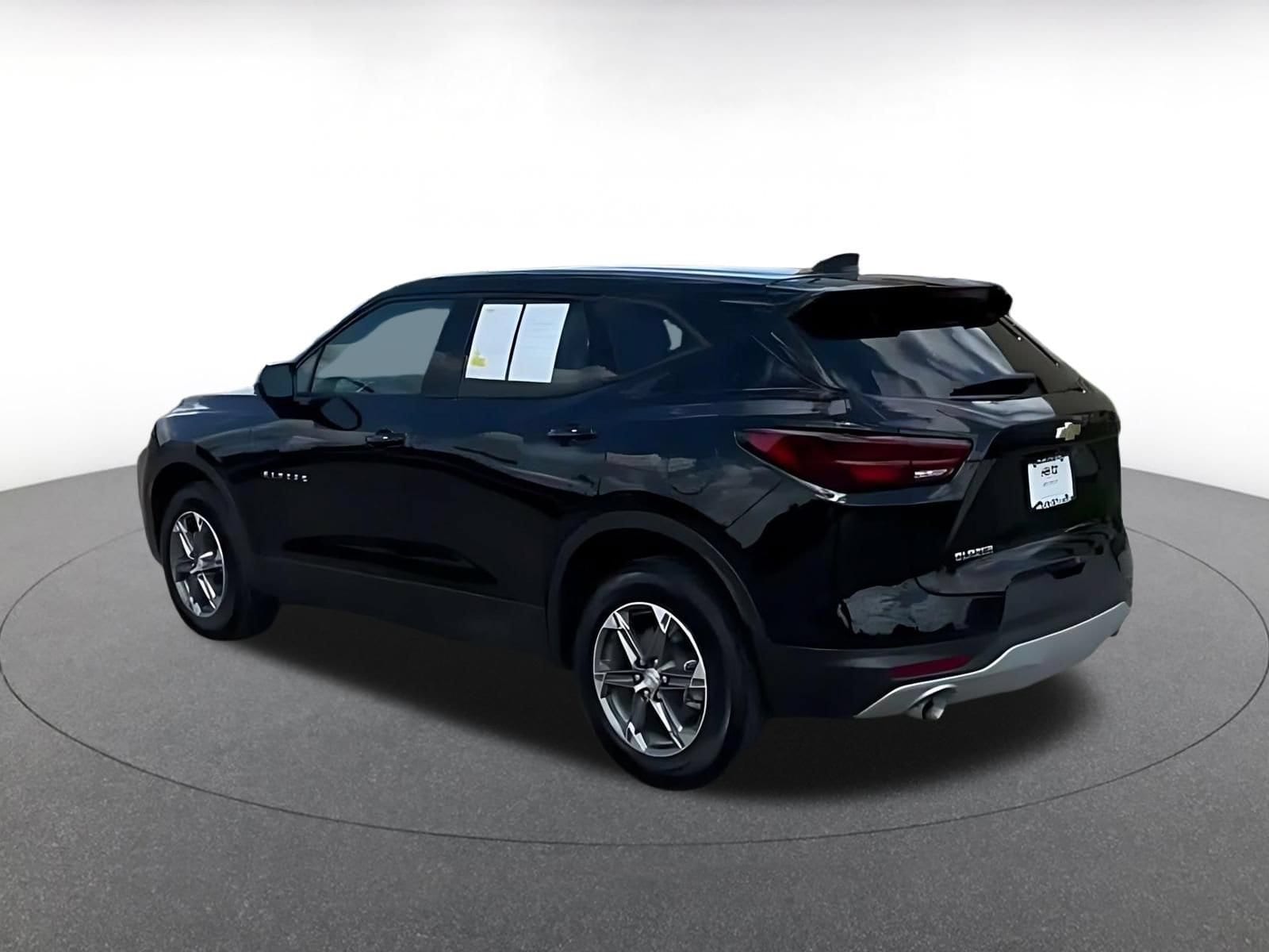 Thumbnail: 2026 Chevrolet Blazer - 10