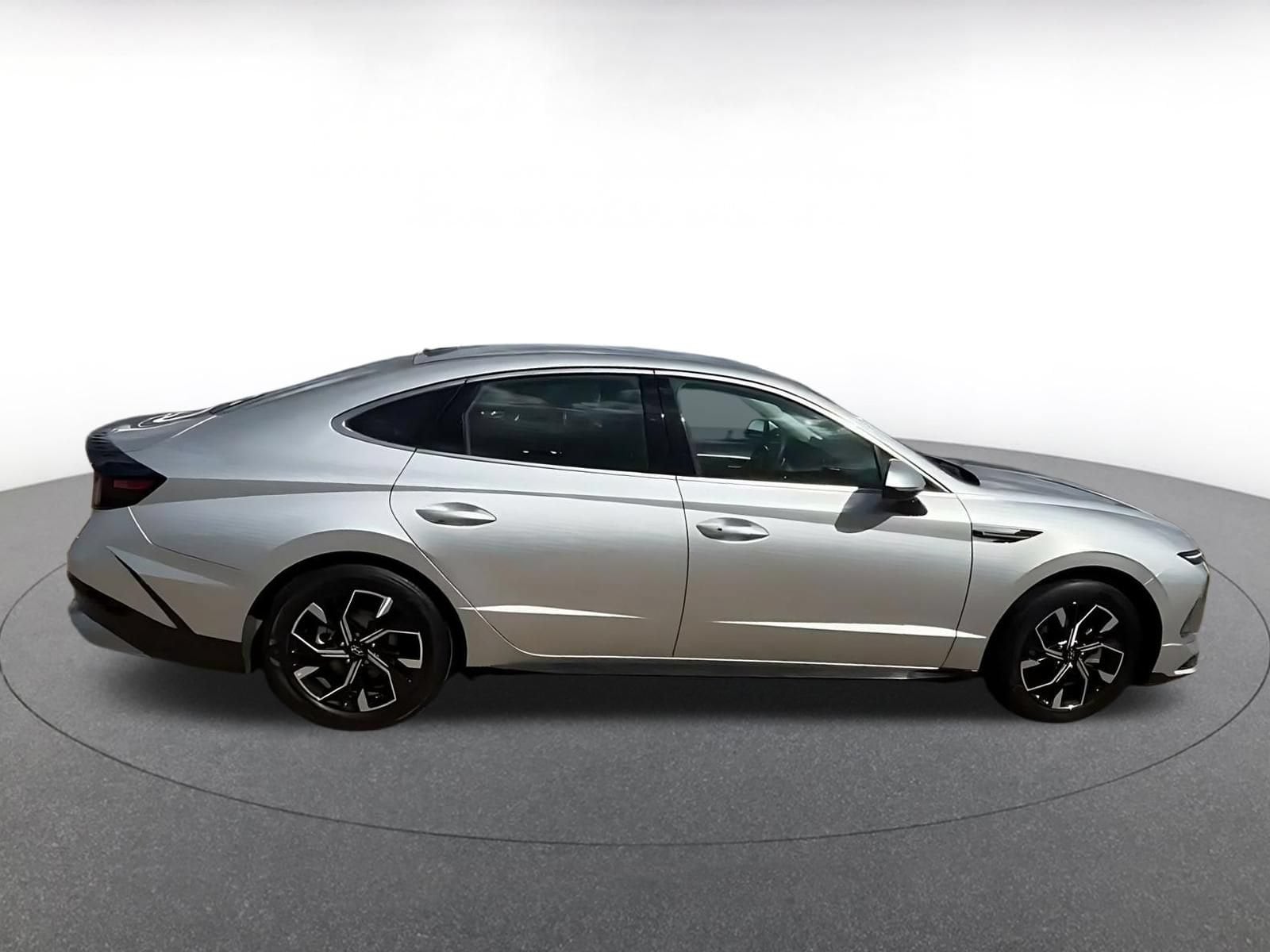 Thumbnail: 2025 Hyundai Sonata - 15