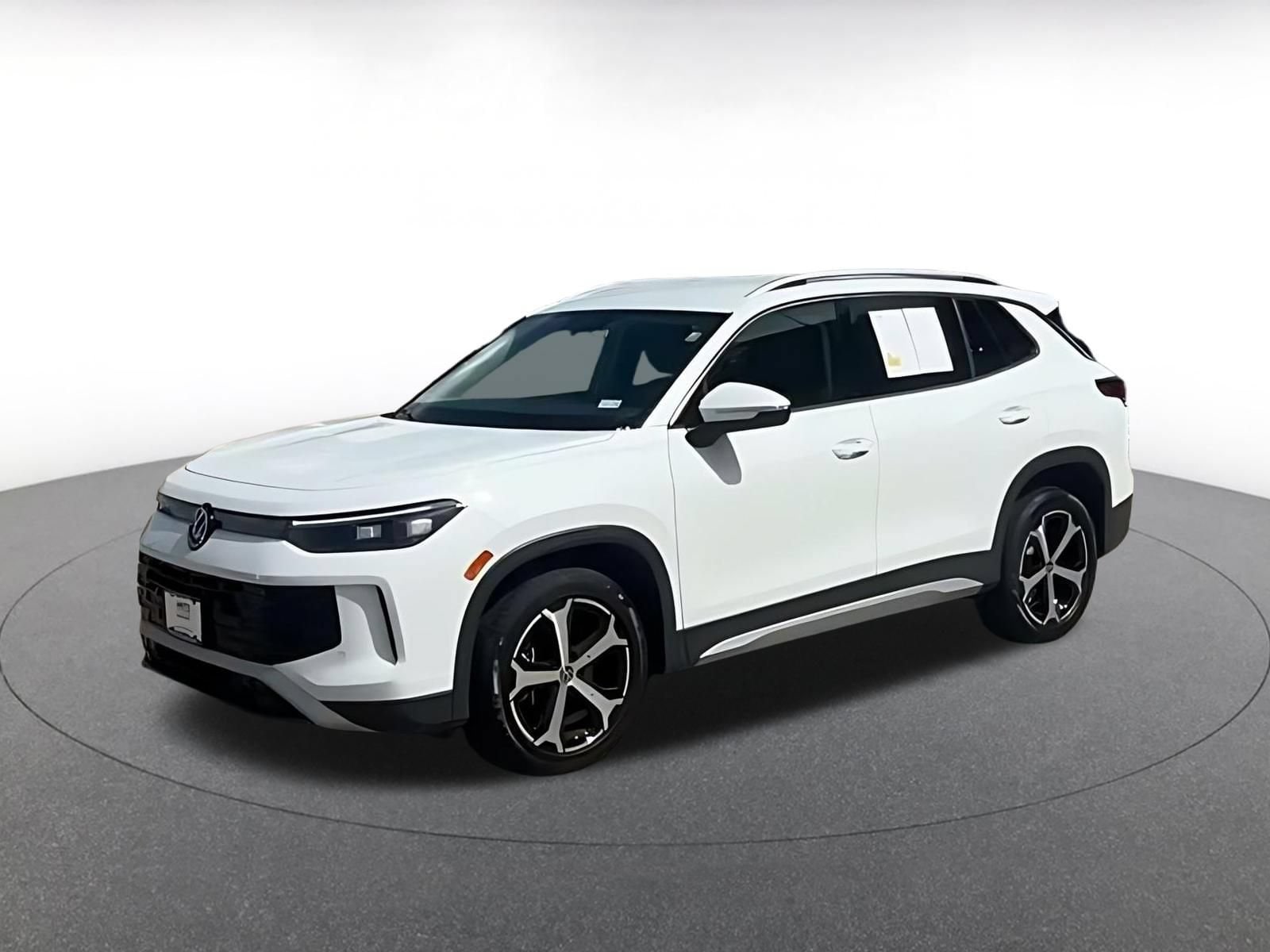 Thumbnail: 2026 Volkswagen Tiguan - 8