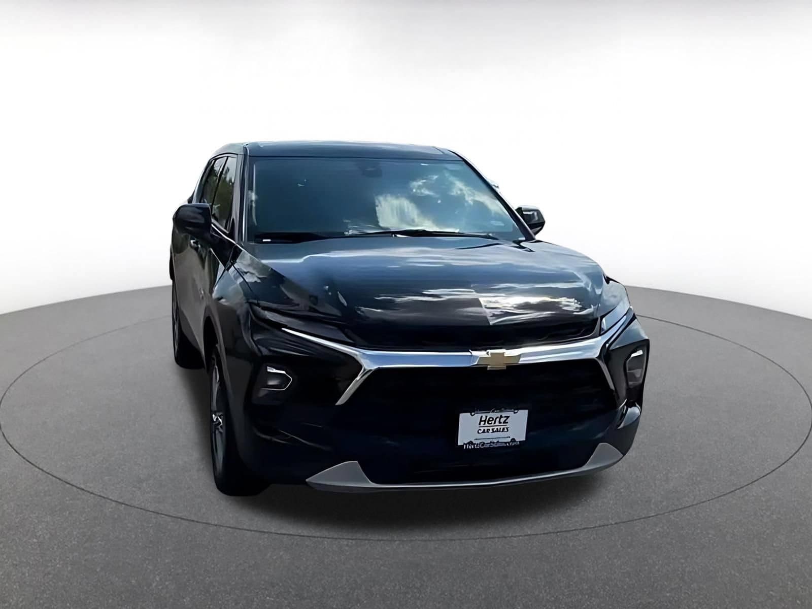 Thumbnail: 2026 Chevrolet Blazer - 4