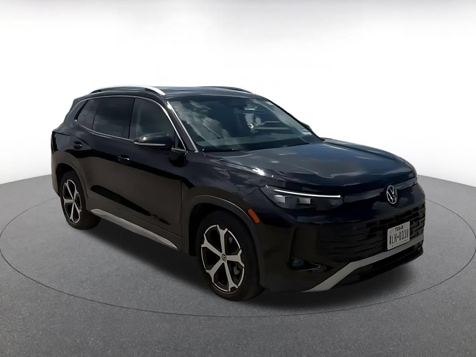 Thumbnail: 2026 Volkswagen Tiguan - 3
