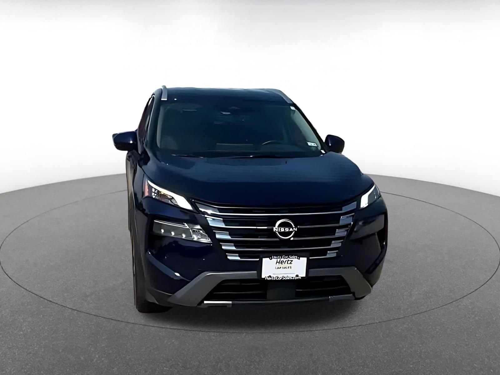 Thumbnail: 2026 Nissan Rogue - 4