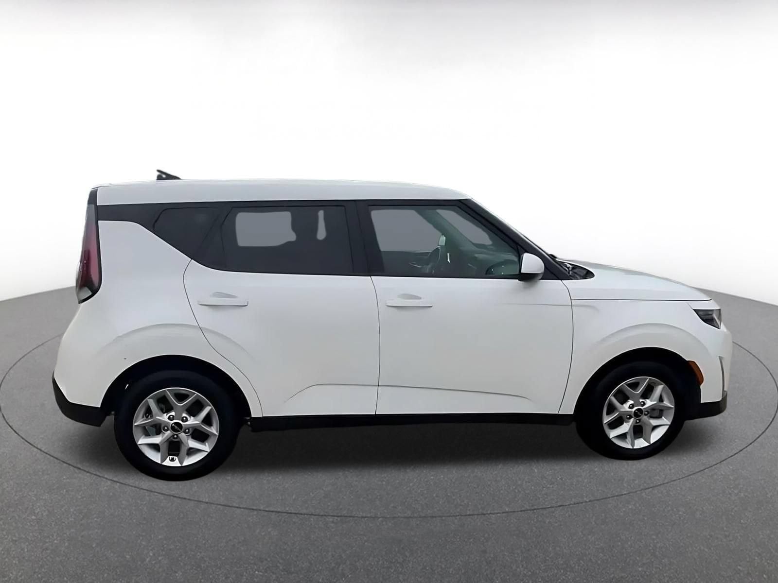 Thumbnail: 2025 Kia Soul - 15