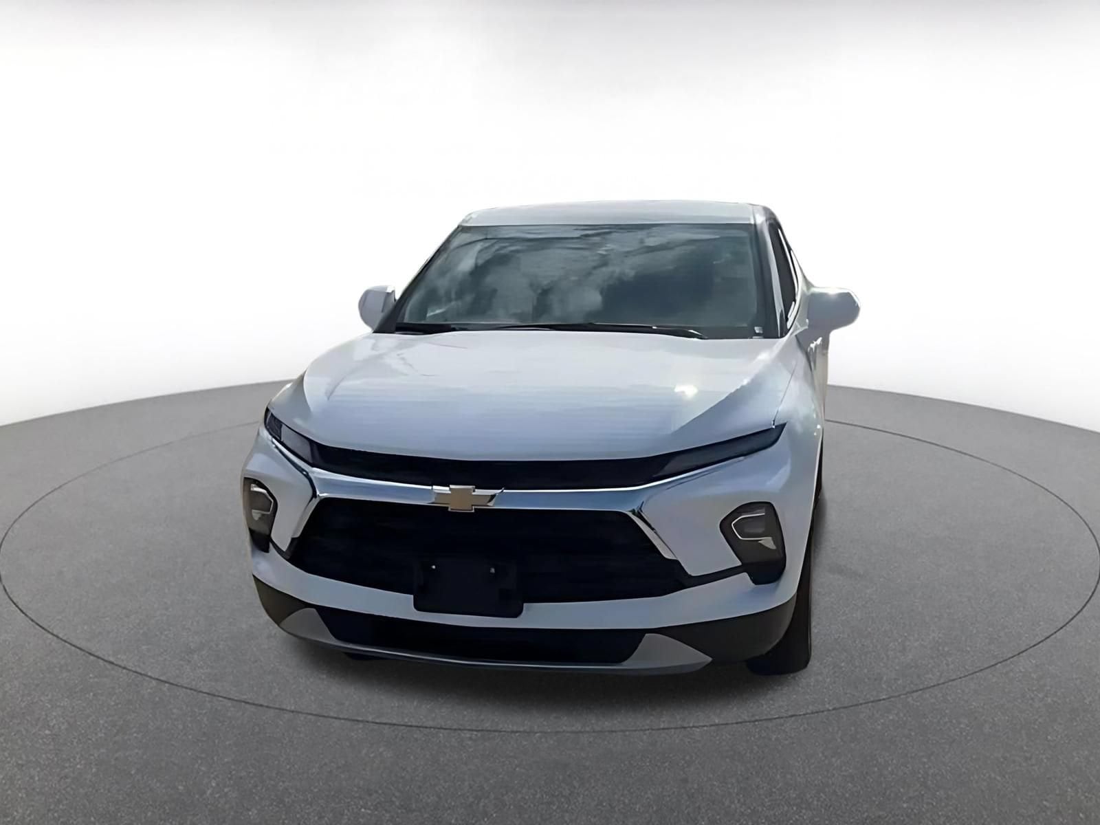 Thumbnail: 2026 Chevrolet Blazer - 4