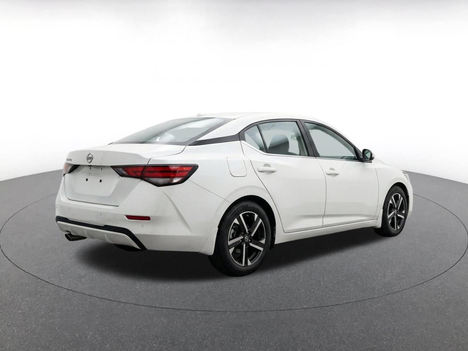 Thumbnail: 2025 Nissan Sentra - 8