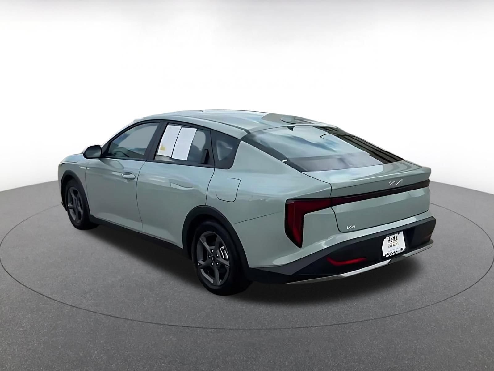 Thumbnail: 2026 Kia K4 - 13