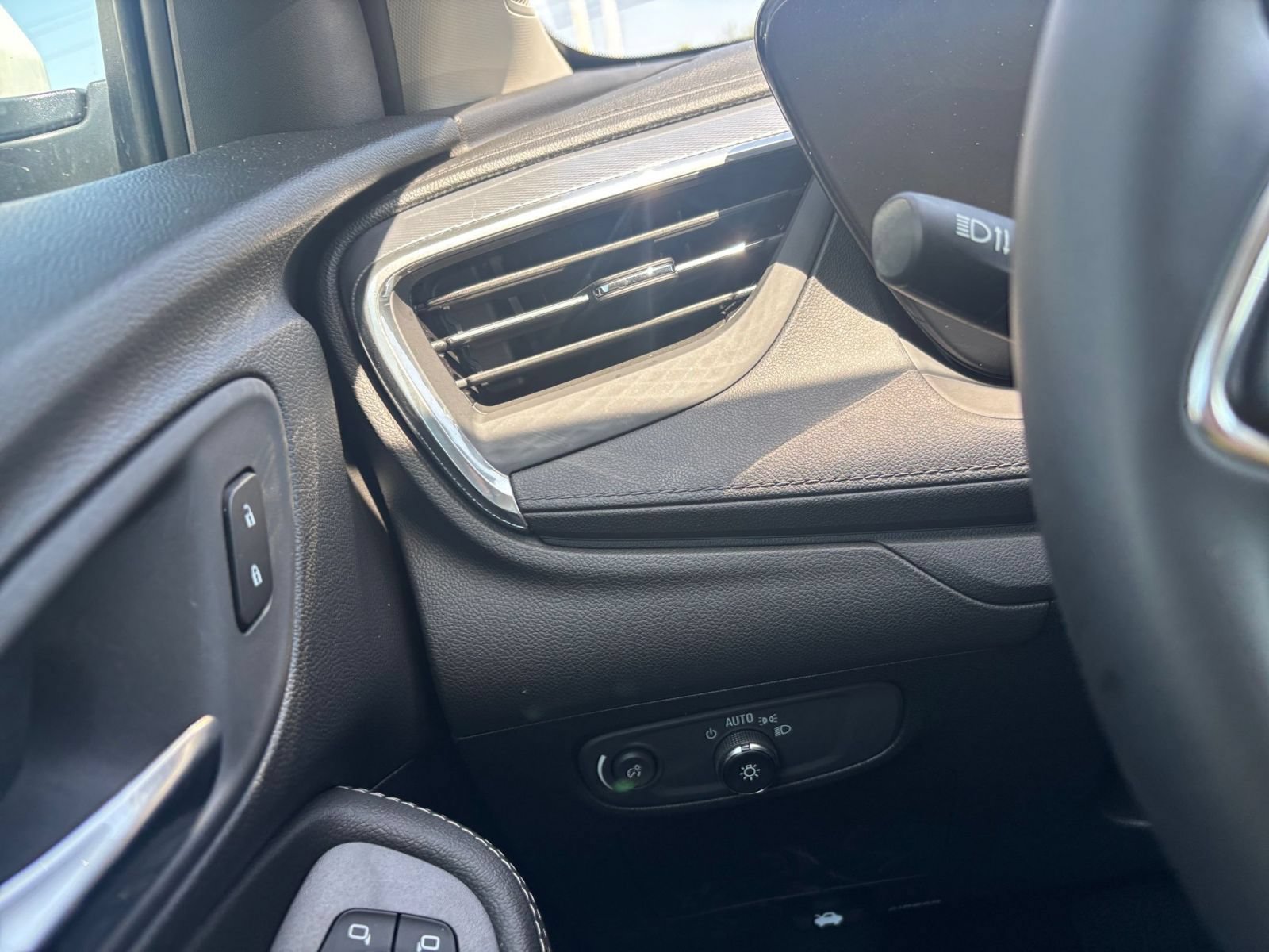 Thumbnail: 2026 Buick Encore GX - 32