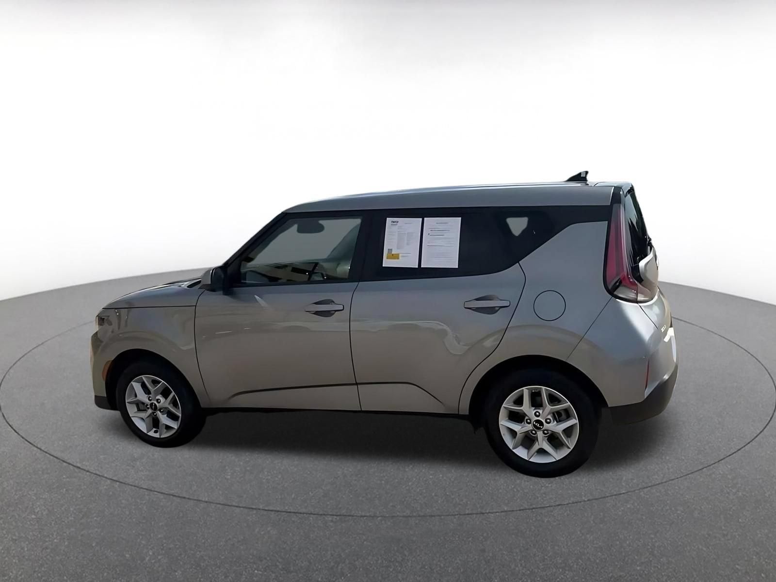 Thumbnail: 2025 Kia Soul - 9