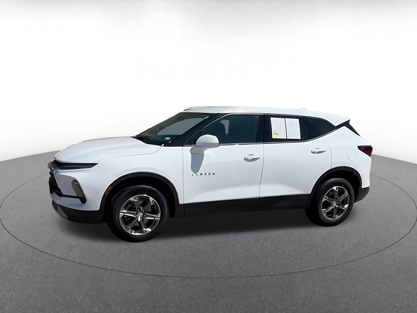 Thumbnail: 2025 Chevrolet Blazer - 9
