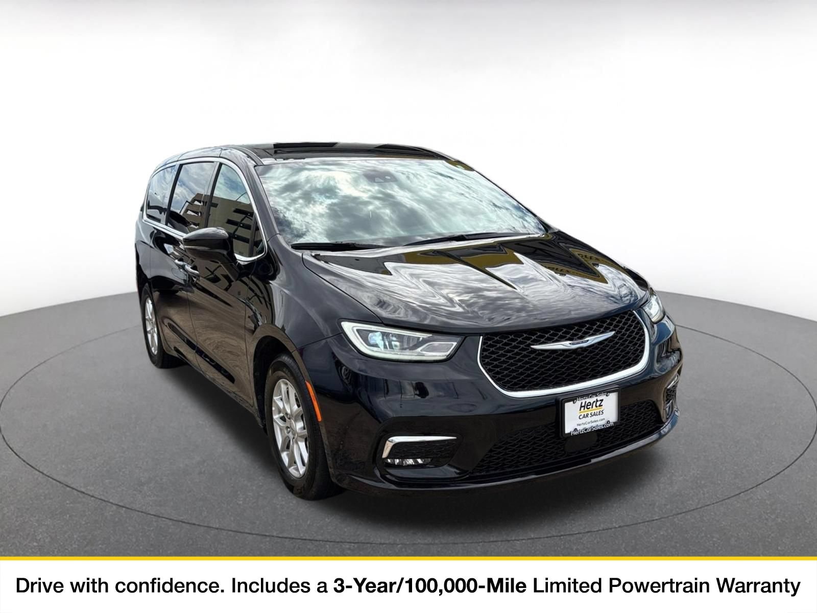 Thumbnail: 2025 Chrysler Pacifica - 1