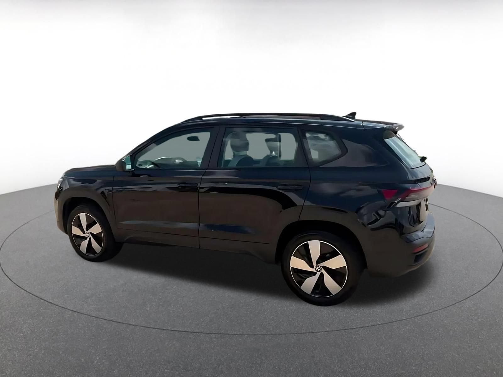 Thumbnail: 2026 Volkswagen Taos - 9