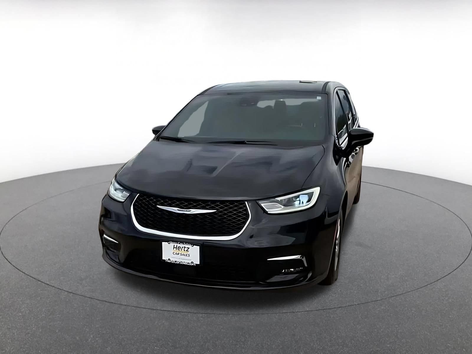 Thumbnail: 2025 Chrysler Pacifica - 6