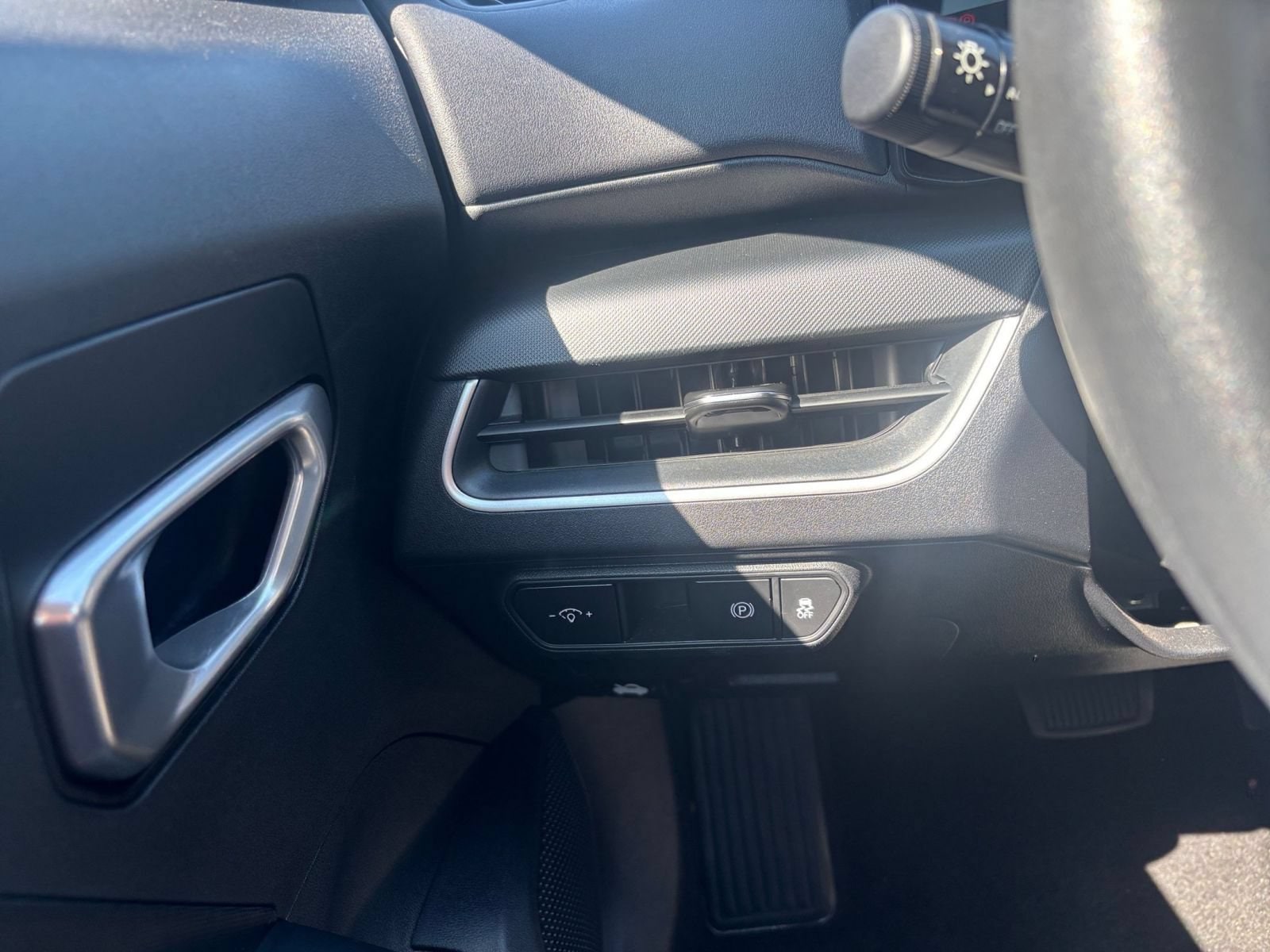 Thumbnail: 2026 Kia K4 - 32