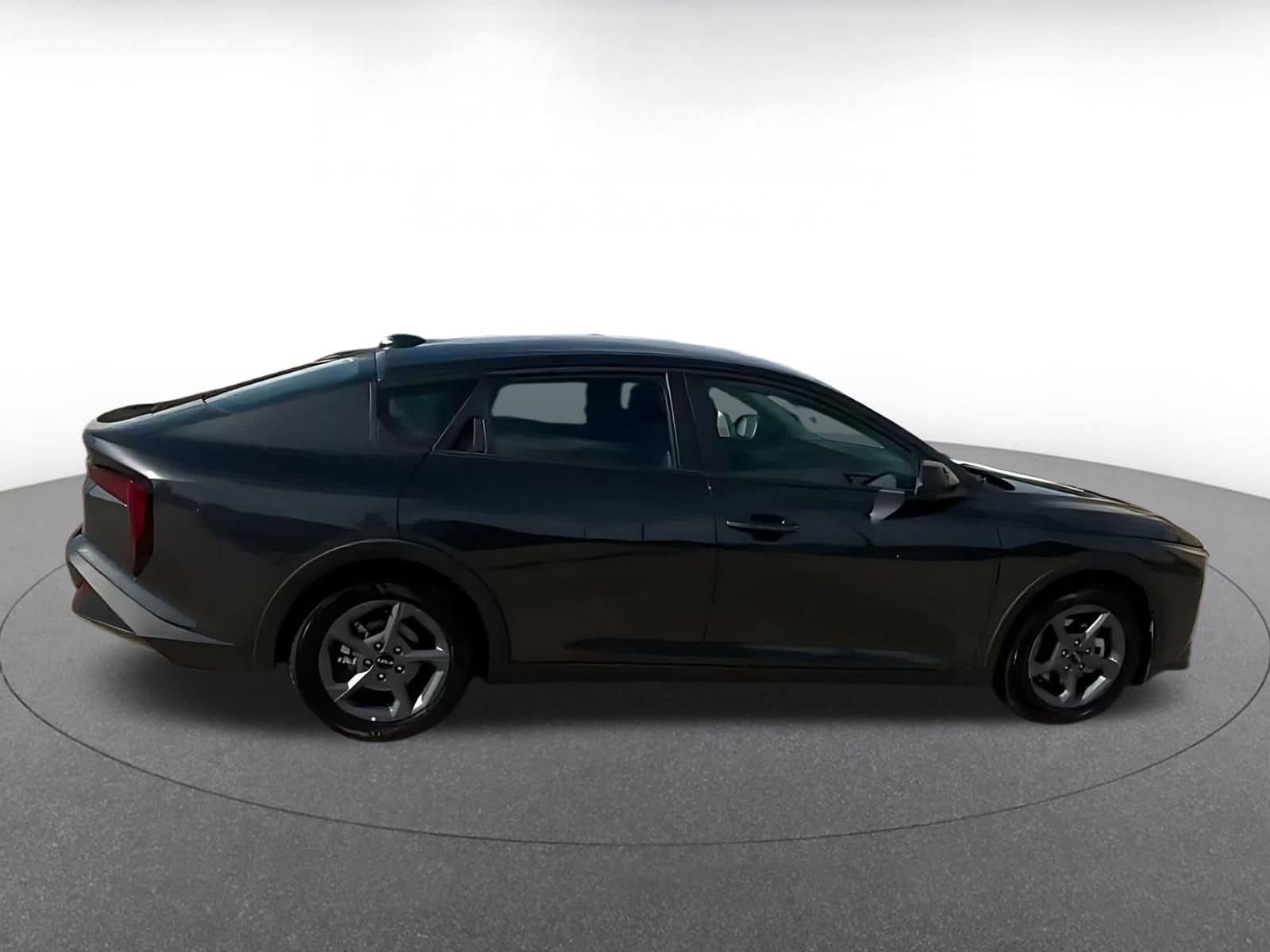 Thumbnail: 2026 Kia K4 - 14