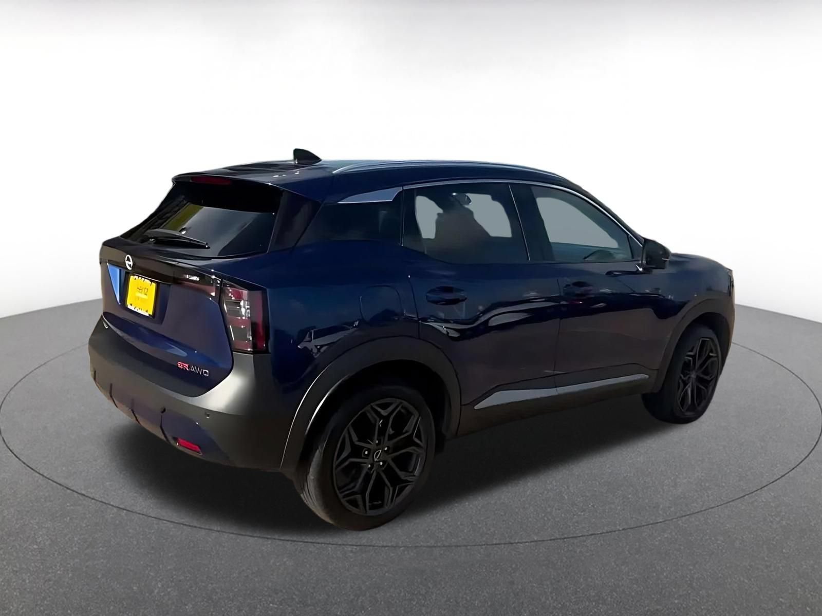 Thumbnail: 2026 Nissan Kicks - 14
