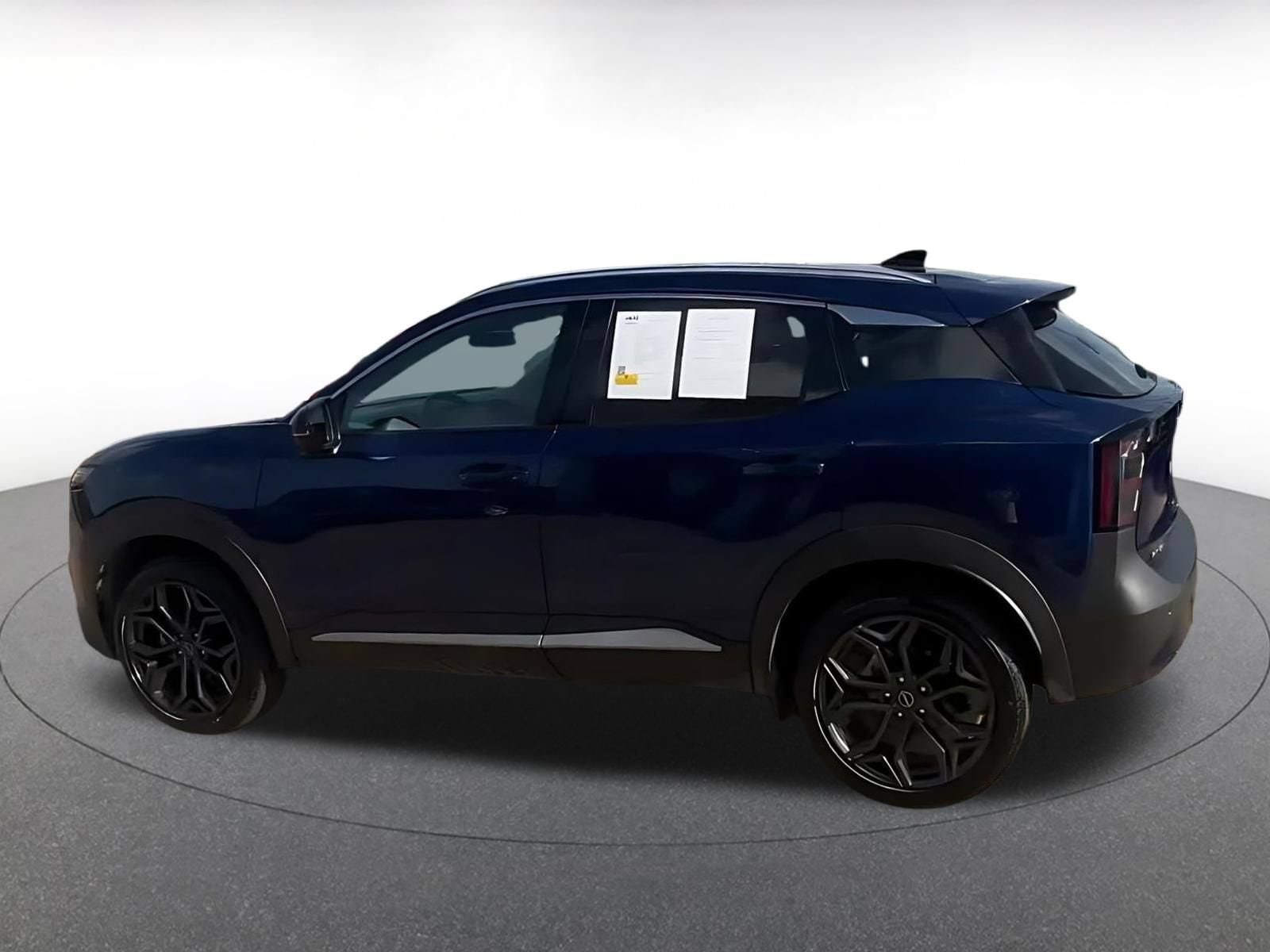 Thumbnail: 2026 Nissan Kicks - 9