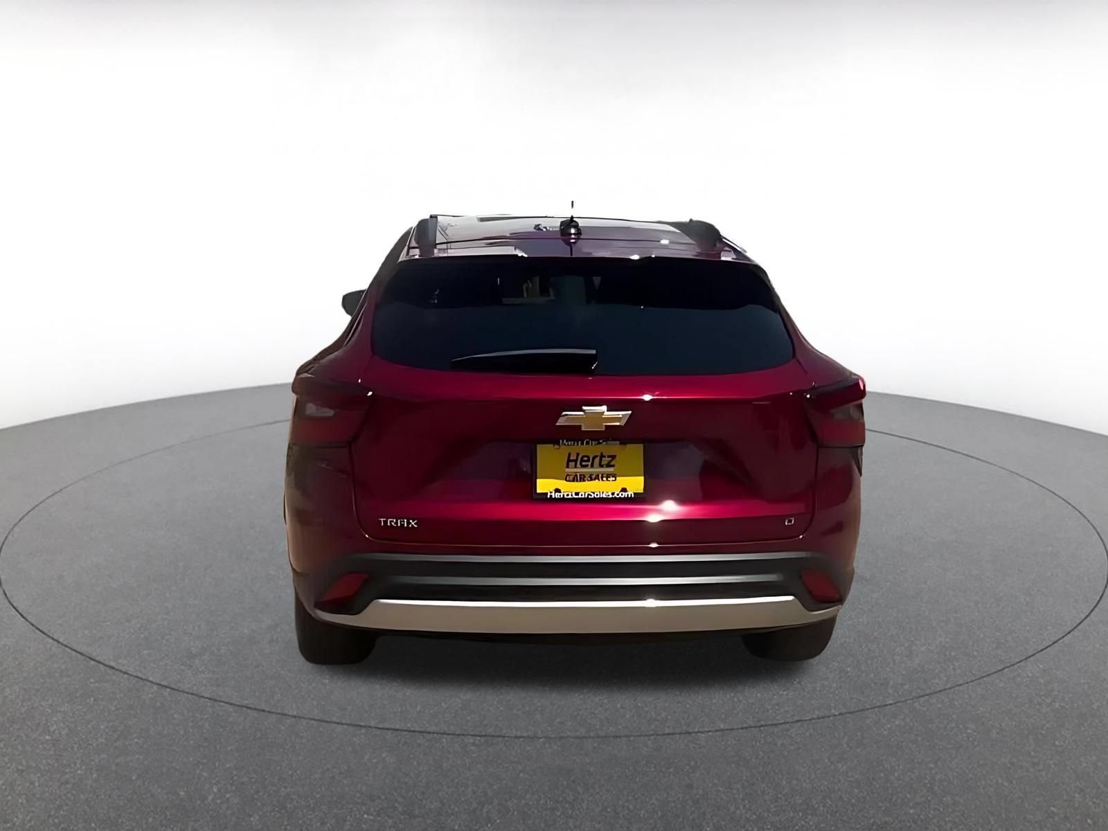 Thumbnail: 2025 Chevrolet Trax - 10