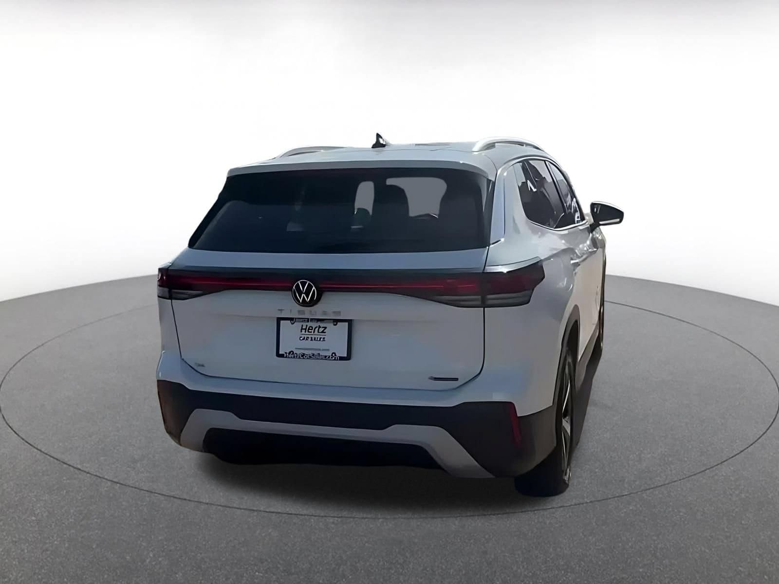 Thumbnail: 2026 Volkswagen Tiguan - 14