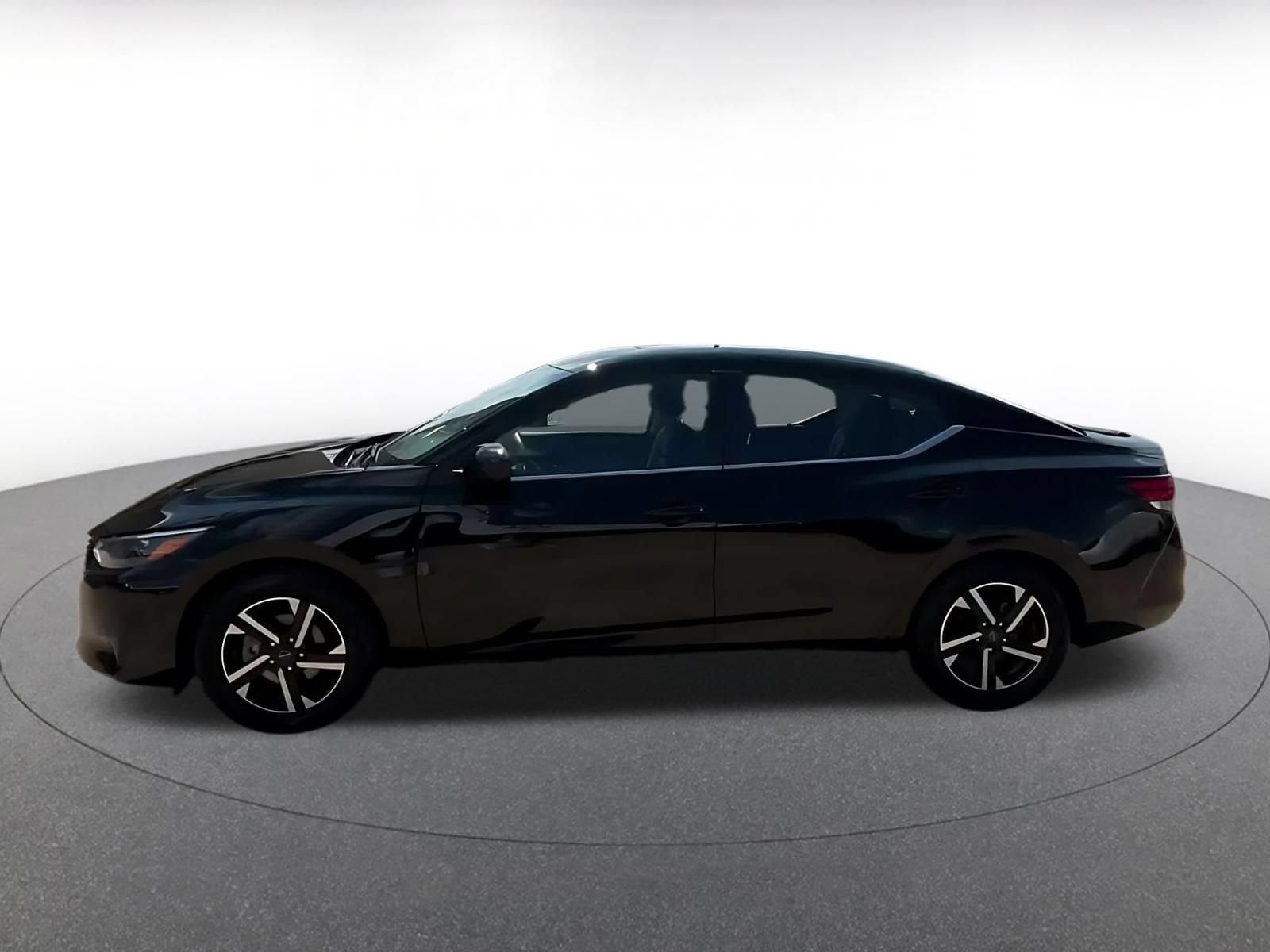 Thumbnail: 2025 Nissan Sentra - 8